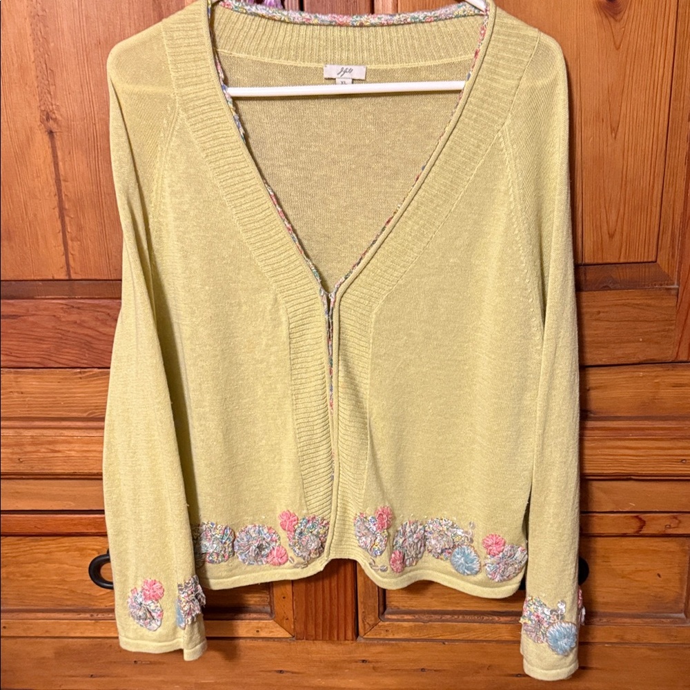 J. Jill Pale Yellow Floral Trim V-Neck Cardigan